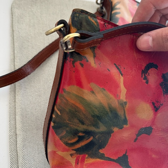 Patricia Nash Floral Leather Shoulder Bag - Picture 4 of 8